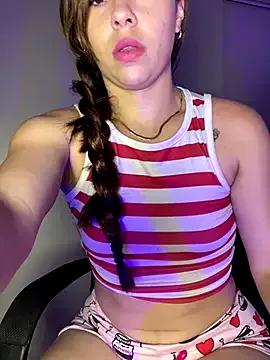 Charlottediolet — show tits