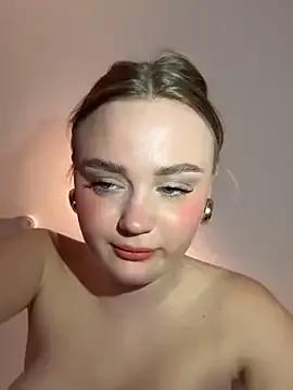 Freechat CherryEmmy on StripChat