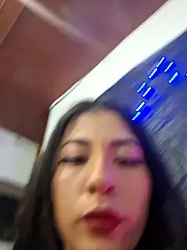 Freechat chloebrownn03 on StripChat