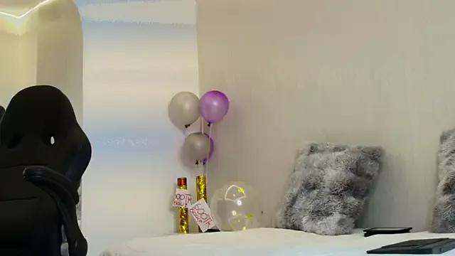 Freechat chloekitty69 on StripChat