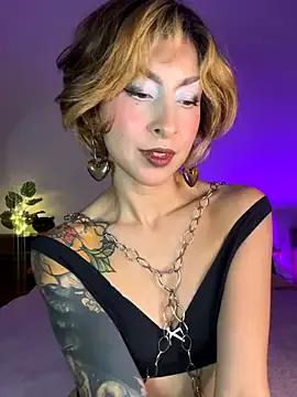 Freechat Cinamoonn on StripChat