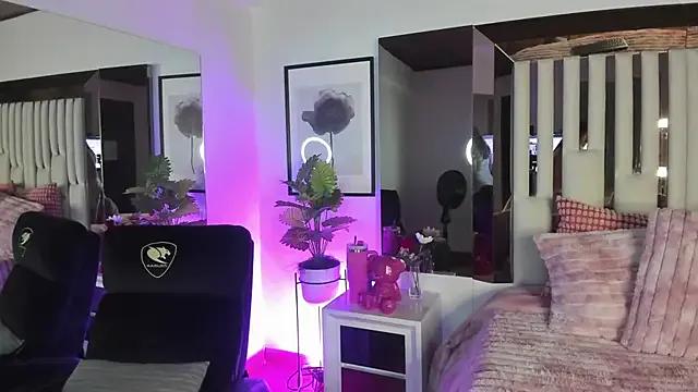 StripChat Cloee_Rainbow1 is Freechat Cloee_Rainbow1 — Freechat on StripChat