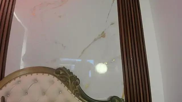 Freechat CoralieBronson on StripChat