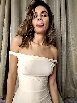 Freechat cuteluci_ on StripChat