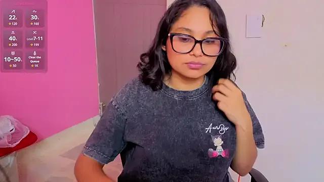 Freechat Cuteprincess21 on StripChat