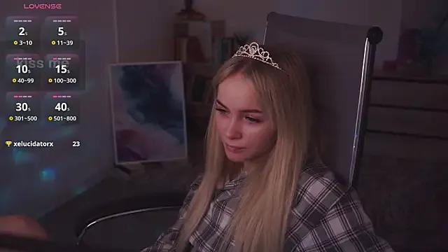 Freechat DakotaaJohnnson on StripChat