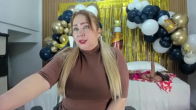 Freechat Danna_topless on StripChat