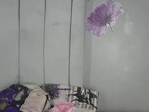 Freechat DARKQUEEN_xXx on StripChat