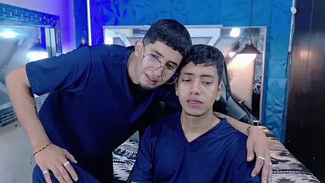 darwinandbrayann on StripChat