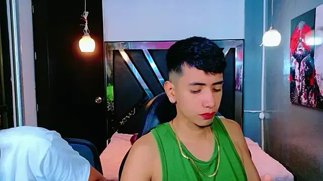 darwinandbrayann on StripChat