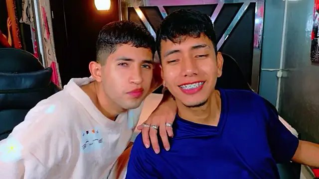 darwinandbrayann on StripChat