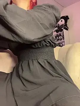 devlin_nurmi — JUICY CUM SHOW (PUBLIC SHOW)