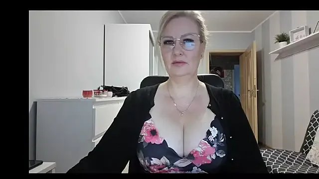 Freechat DianaLive on StripChat