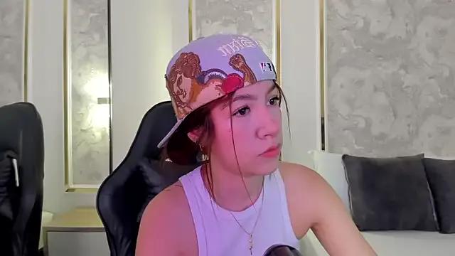 Freechat doll_eyees_ on StripChat