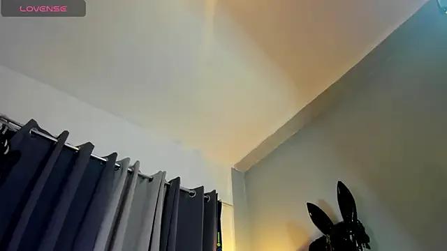 Freechat DominaAurumXXX on StripChat