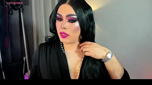 Freechat DominaAurumXXX on StripChat