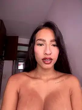 Freechat DulceLenns on StripChat