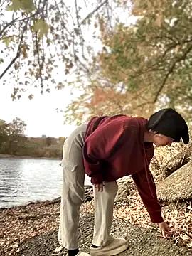 StripChat EllieELf is Freechat EllieELf — Flash boobies