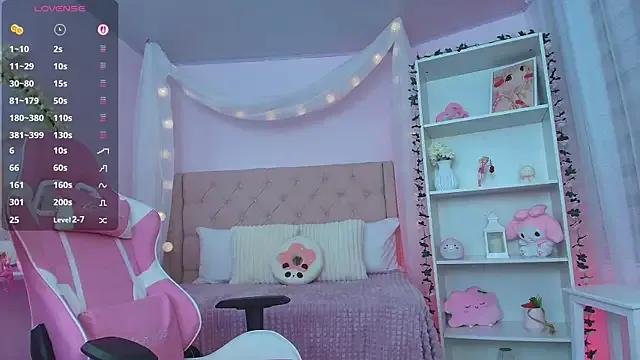 Private ely_cherry18 on StripChat