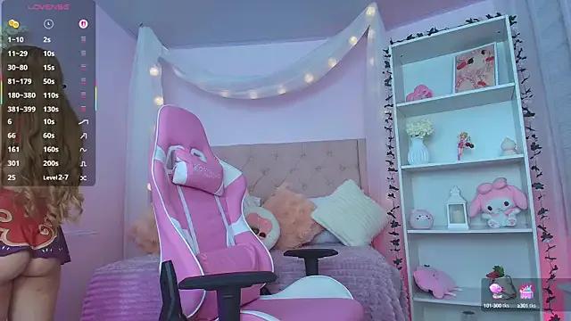 Private ely_cherry18 on StripChat