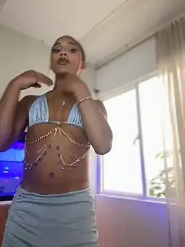 Freechat Emaa- on StripChat