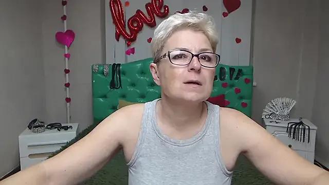 Private EmiliaGree on StripChat