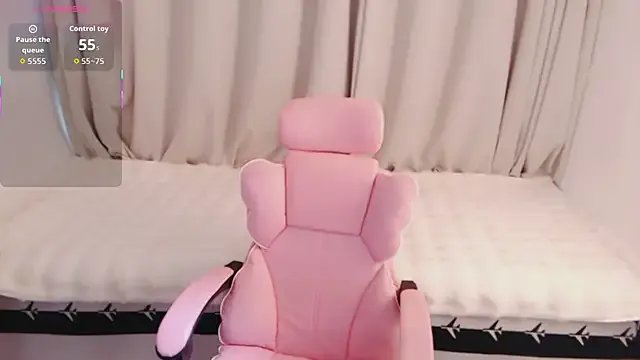 Freechat Emma-968 on StripChat