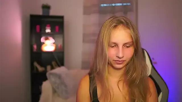 Freechat emmie_murray on StripChat