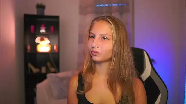 Freechat emmie_murray on StripChat