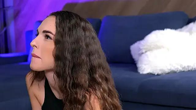 Freechat EsmeAinsley on StripChat