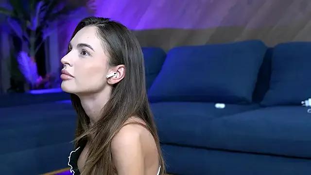 Freechat EsmeAinsley on StripChat