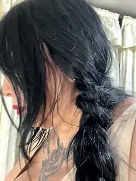 Freechat eva_sexx69 on StripChat