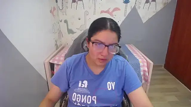 eva_smit_t on StripChat