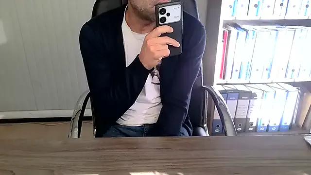 StripChat Evasionee is Freechat Evasionee — CUM