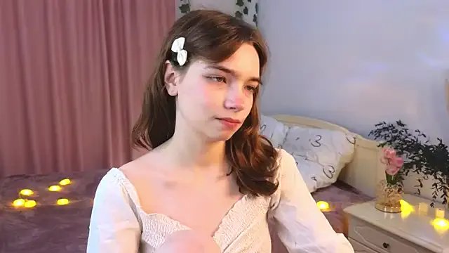 Evi_Brook — handbra + teasing