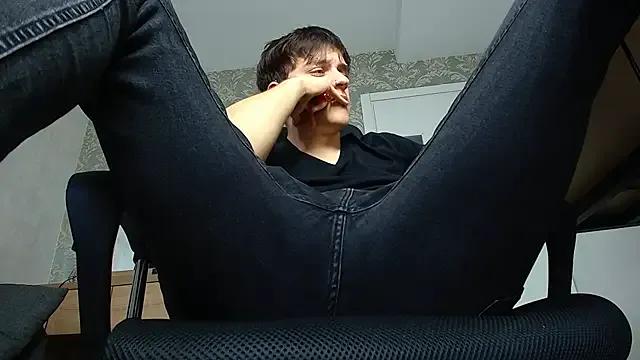 Freechat FelixStarkk on StripChat