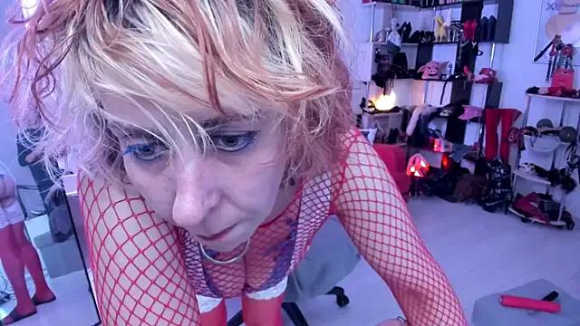 Freechat GinaMiracle on StripChat