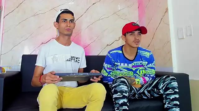 StripChat Golldens_Dreamss is Freechat Golldens_Dreamss — Flex muscles