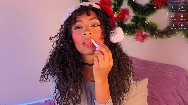 Freechat Heily_Fox on StripChat