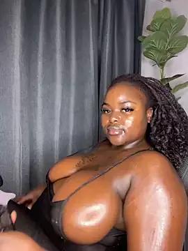 Freechat Honeycoco0211 on StripChat