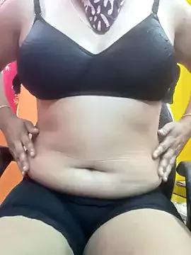 Hotpuja25 on StripChat
