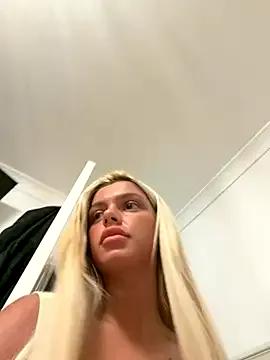 StripChat Irish_BarbieMilfx is Group Irish_BarbieMilfx — NipplePlaying&LtSexTape 2Of them