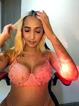 Freechat Isa_klein on StripChat