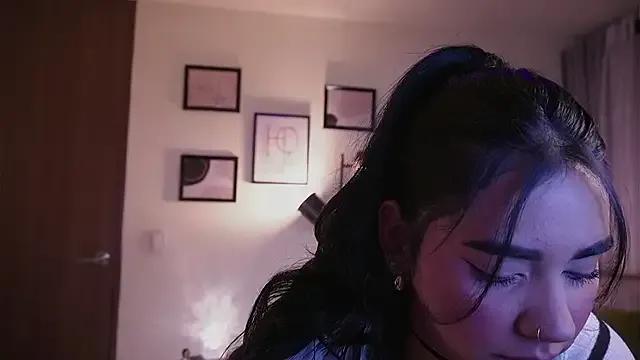 Freechat Isabella_dior on StripChat