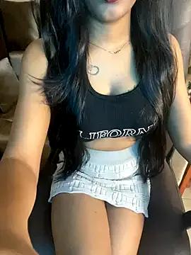 Freechat its_ur_flora on StripChat