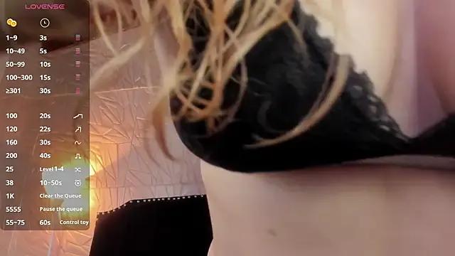 Freechat JennyRouse01 on StripChat