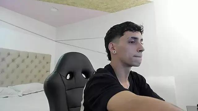 Freechat JhoanLeandro on StripChat