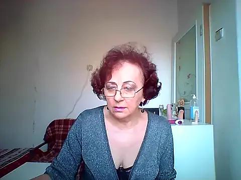 Julia54391 — Freechat on StripChat