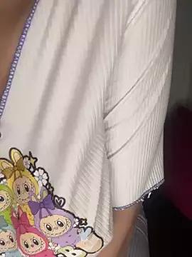 Freechat Jumanaa on StripChat