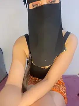 Freechat Jumanaa on StripChat